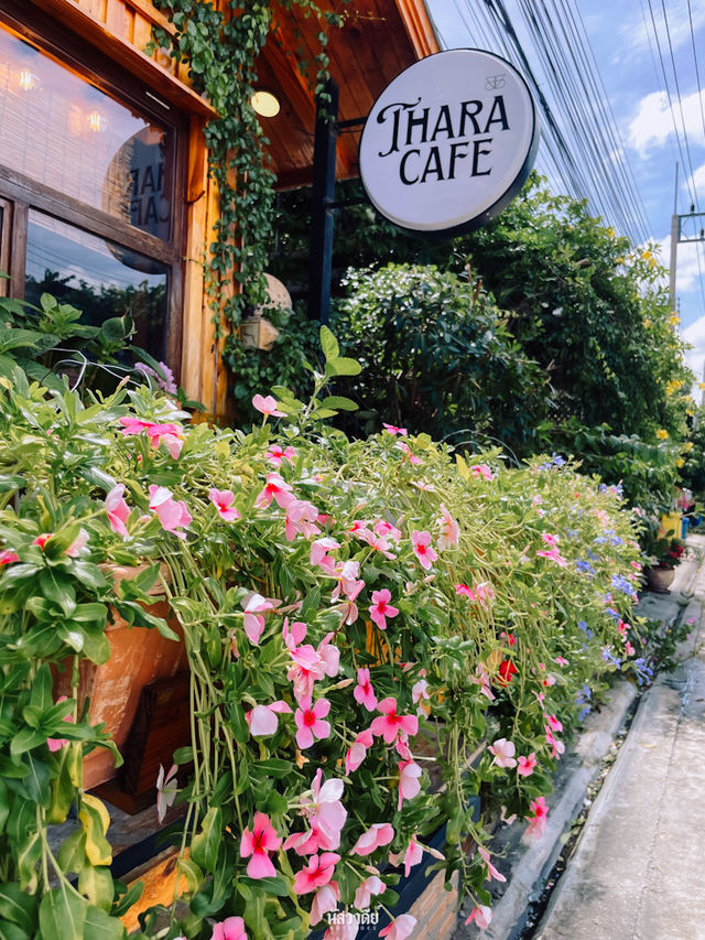 : Thara Cafe 🌸🌺  #อมตะนครชลบุรี 