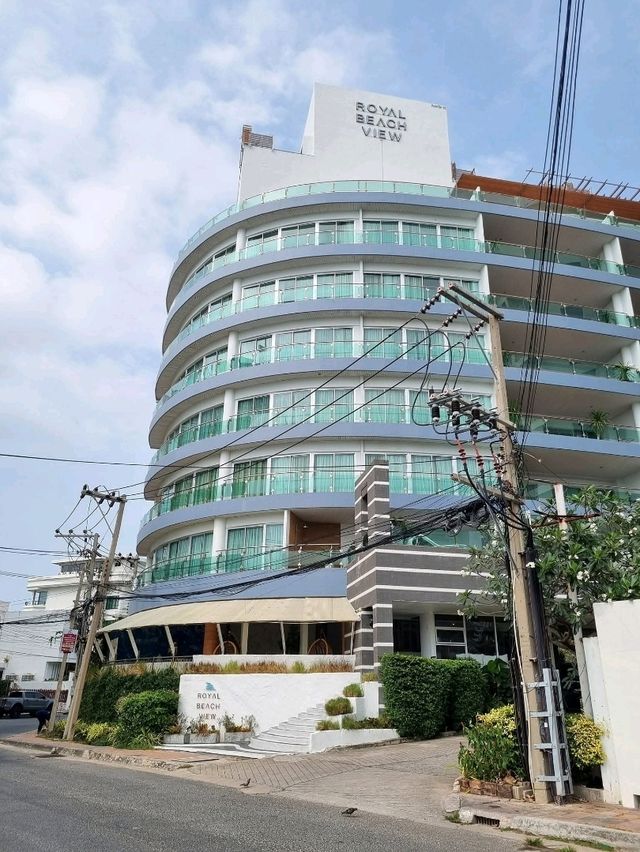 รีวิวโรงแรม Royal Beach View Pattaya