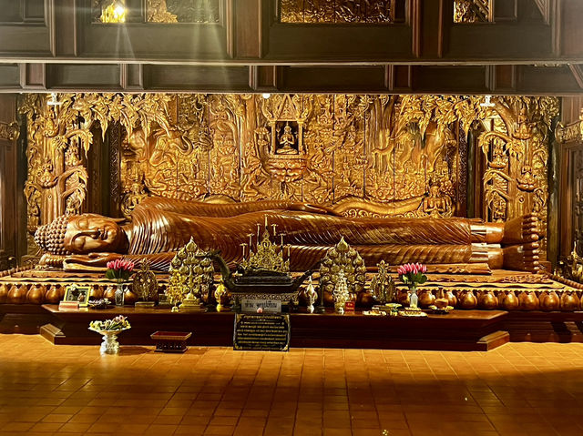 วัดหลวงขุนวิน ความวิจิตรที่ซ่อนอยู่ในป่า