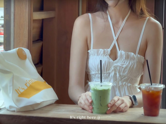☕ CoolMuang Coffee คาเฟ่ชิลวิวประตูท่าแพ 