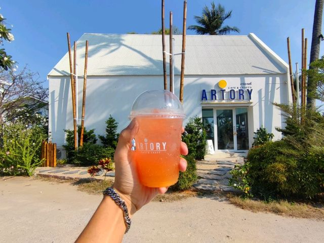 ☕ : Artory cafe and crafts คาเฟ่บางแสน ชลบุรี