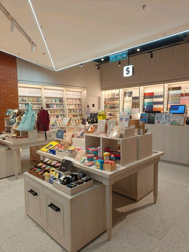 Where to Find the Prettiest Stationery in KL