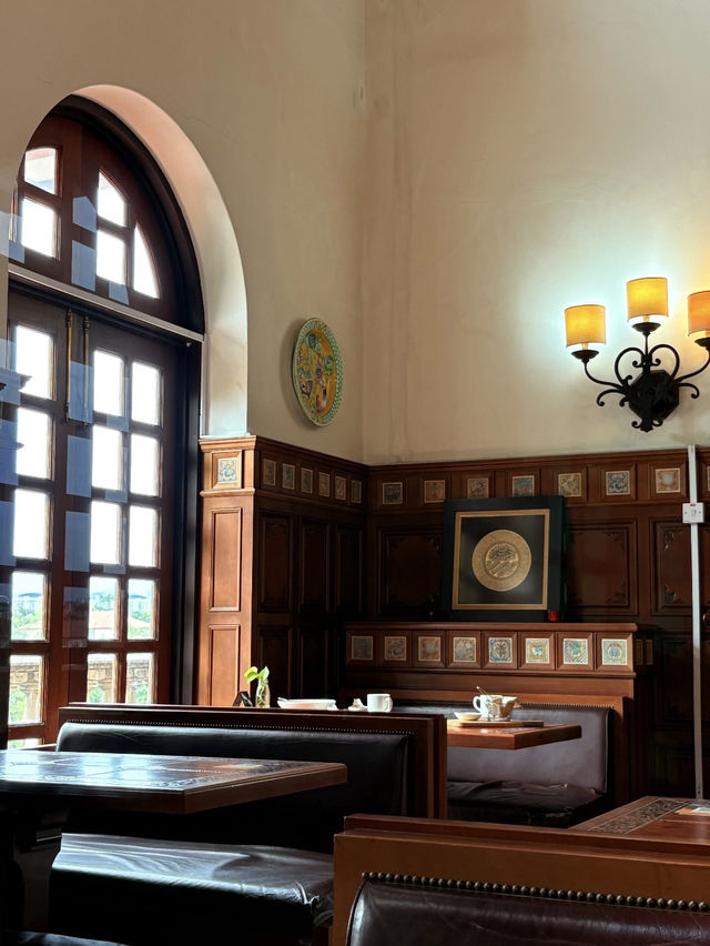 Syed Muhammad Naquib al‑Attas Library (SMNA) – ISTAC’s Scholarly Sanctuary  