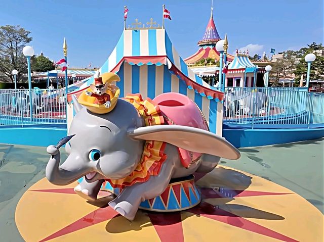 Happiness overflowing in Fantasyland 