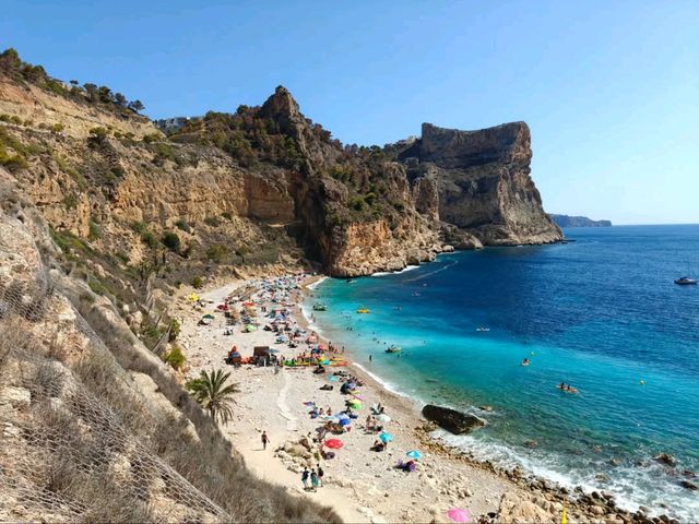 Big Cliffs, Blue Water, and Chill Perfection