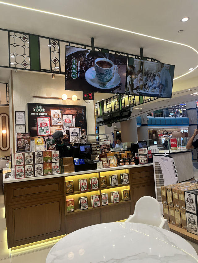 ☕️ Oriental Kopitiam at Sunway Pyramid – Tradition Served with a Crowd 