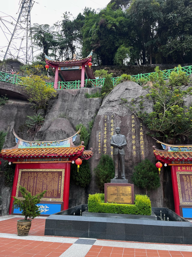 A Sacred Ascent – Chin Swee Caves Temple’s Majestic Buddha Temple