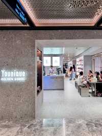 Younique Cafe