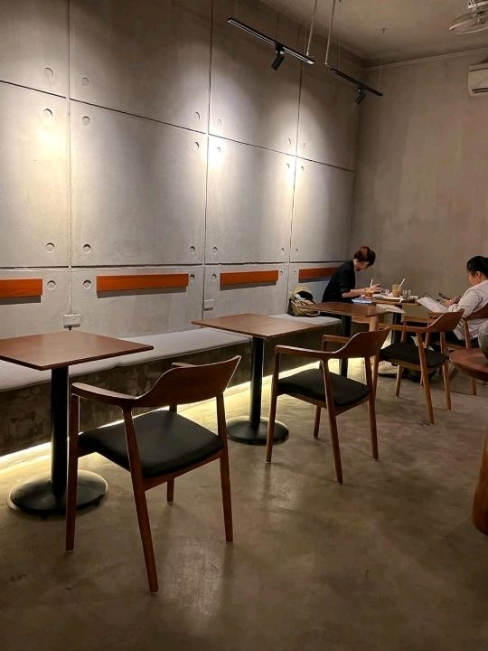 While Cho Coffee