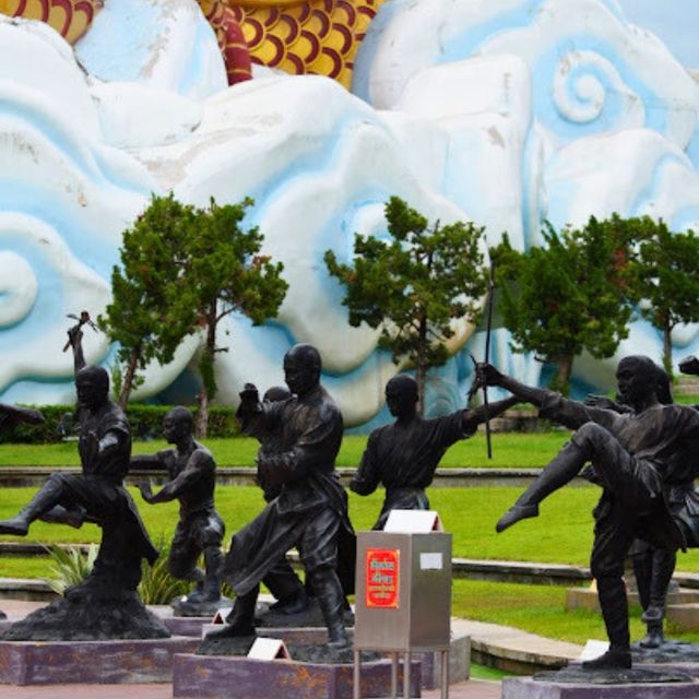 ⛩ ศาลหลักเมืองสุพรรณบุรี
