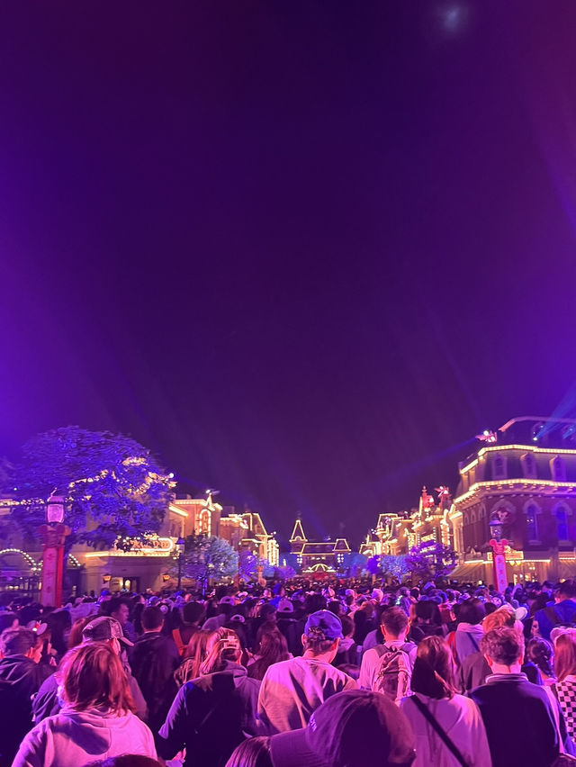 【香港ディズニー】夜のプロジェクションマッピング★モーメンタス