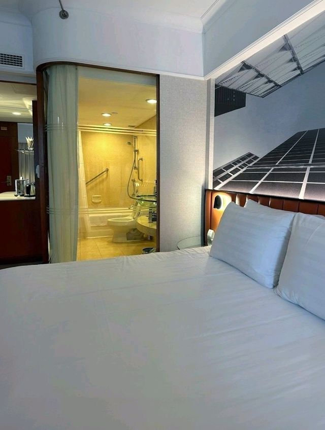 A Seamless Business Stay in the Heart of Causeway Bay.