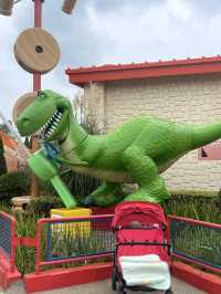 พาตะลุย TOY STORY LAND 🦖