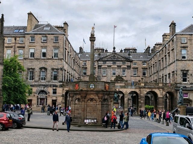 The Royal Mile: A Scottish Tapestry of Time