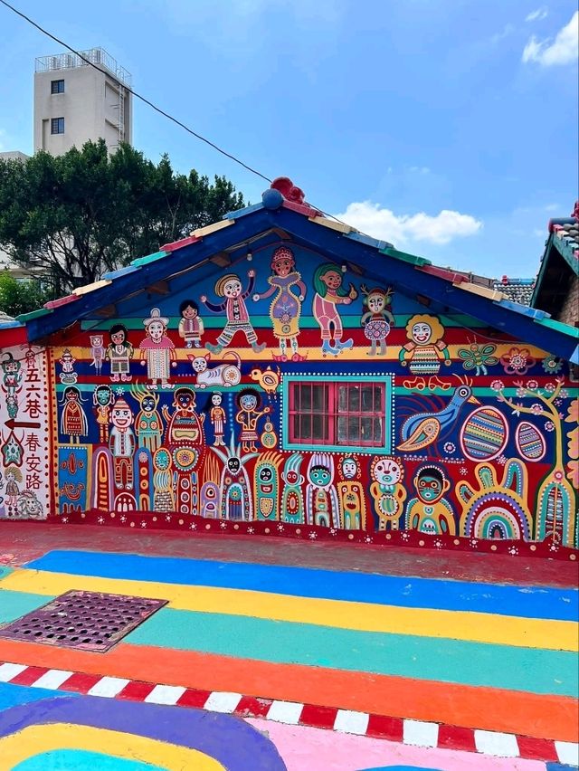 Rainbow Village – Taichung’s Whimsical Gem