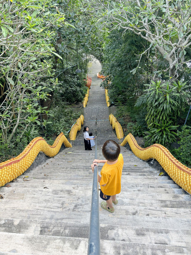 วัดเขาไม้แดง วัดสวยบนภูเขา ที่บางพระ ชลบุรี