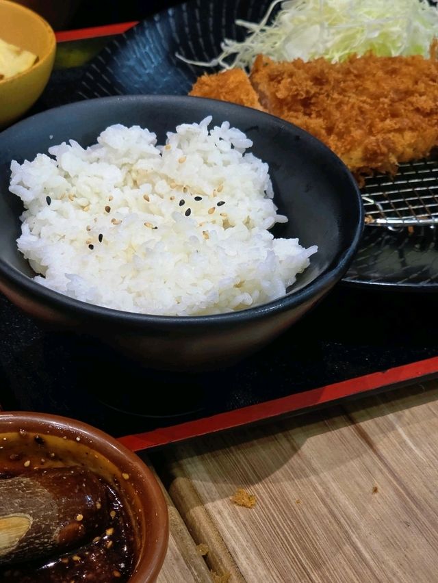 YABU ใครรักทงคัตสึ ต้องลอง!  YABU ใครรักทงคัตสึ ต้องลอง!