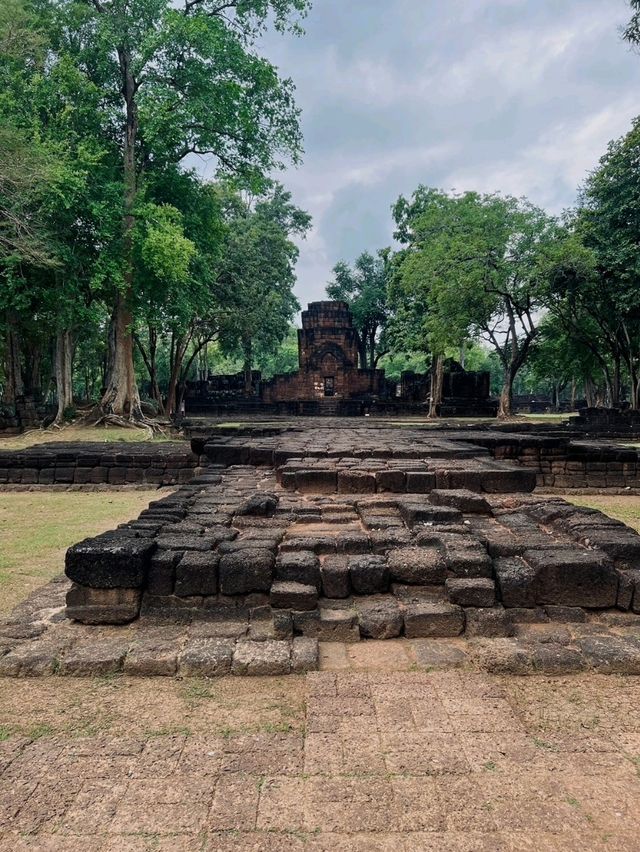 กาญจนบุรีก็มีปราสาทนะ ปราสาทเมืองสิงห์