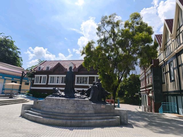梅拉尼亞小鎮西式建築美景
