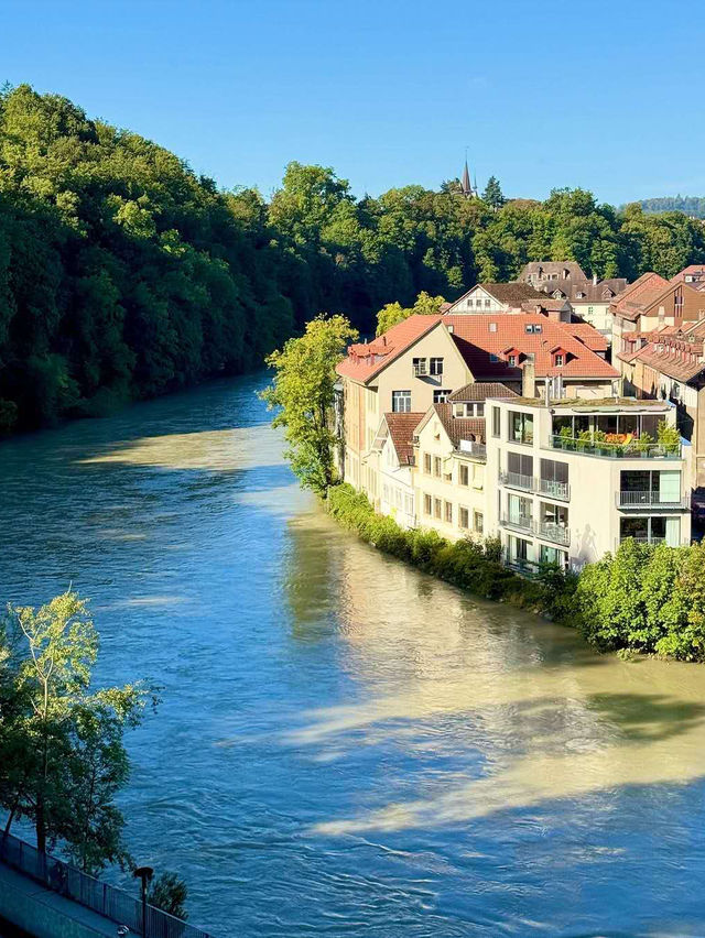 🏞️ Bern: Switzerland’s Relaxed Capital 🏞️ Bern: Switzerland’s Relaxed Capital