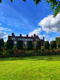 🏡 Step Back in Time at Winterbourne House & Garden 🌺 