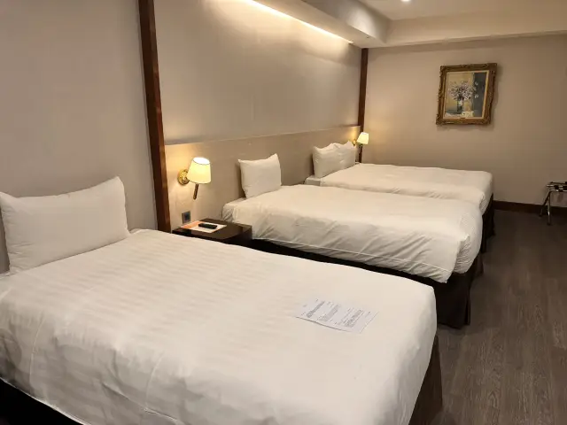 🌆【原本只是雙床房，竟意外升等！】台北「互舍酒店」──藏在城市心臟的靜謐溫柔角落