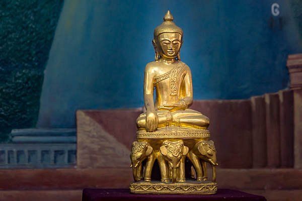 Maha Wizaya Pagoda