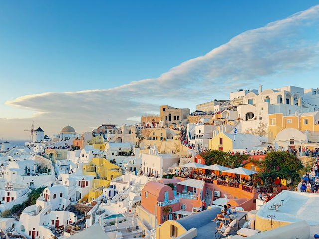 Santorini 繽紛山城裡處處是驚喜❤️ Santorini 繽紛山城裡處處是驚喜❤️