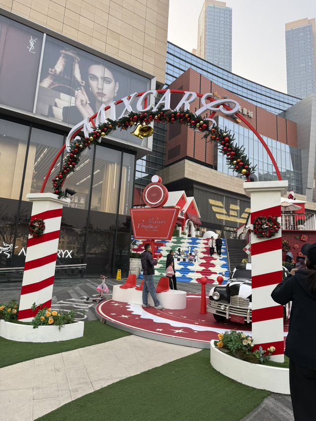 칭다오 완창셩 쇼핑몰에서 만난 크리스마스 칭다오 완창셩 쇼핑몰에서 만난 크리스마스