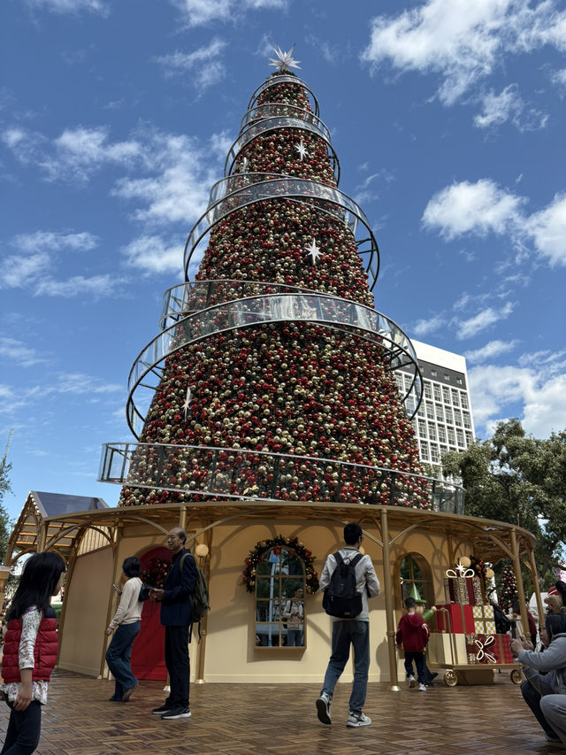 Statue Square – จัตุรัสรูปปั้นย่าน Central Statue Square – จัตุรัสรูปปั้นย่าน Central