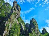 山水梦境,晨雾江上飘,云海脚下流 | 蹒跚小旅人