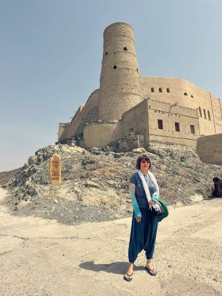 魔法の世界へようこそ：バハラ城塞を探索しよう。