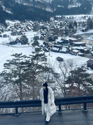 A Winter Fairytale in Shirakawa-go | Stepping into a Silvery Wonderland | The Snow-Covered Gassho Village.