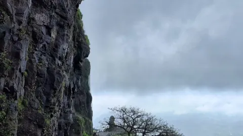 Malshej Ghat, India 🇮🇳 — Where the Mountains Disappear Into the Clouds — traveler post in Pune
