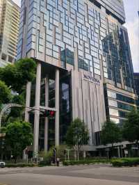 “Urban Oasis: Personalized Luxury & MRT-Connected Convenience”