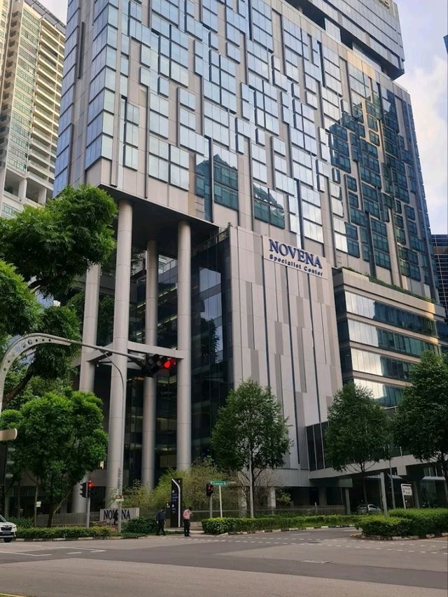 “Urban Oasis: Personalized Luxury & MRT-Connected Convenience”