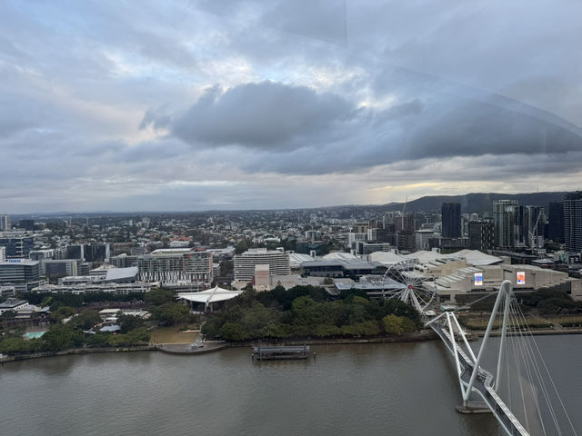 Brisbane: surfer paradise 