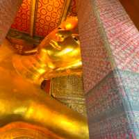 Wat Phra Chetuphon Vimolmangkalaram (Wat Pho)