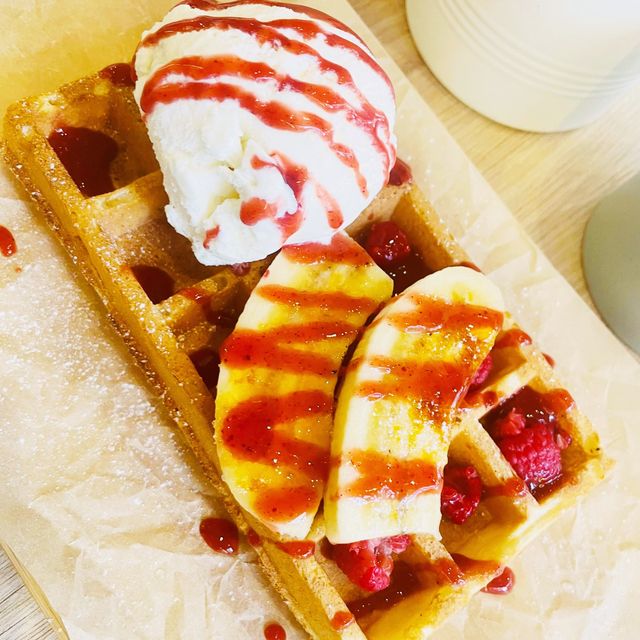 【ジョージア🇬🇪/美味しいワッフルが食べられるカワイイお店🧇☕️】