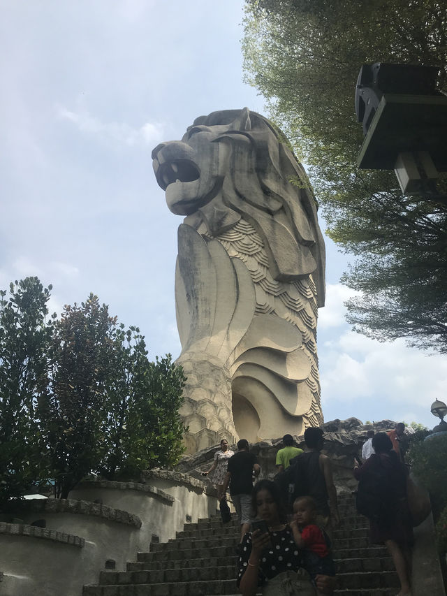 Singapore: A Dynamic Fusion of Culture, Innovation, and Green Spaces