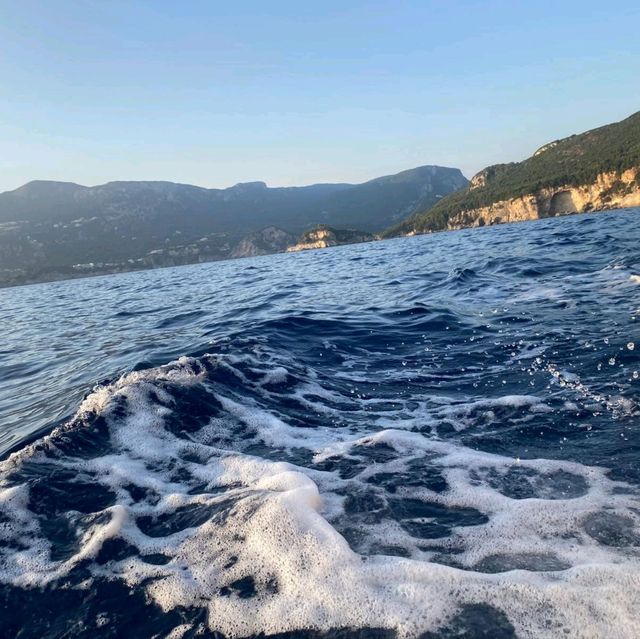 Boat ride chasing the sunset 