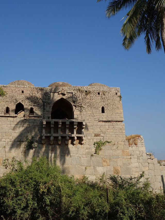The Lotus Mahal: A Fusion of Elegance and Architecture in Hampi