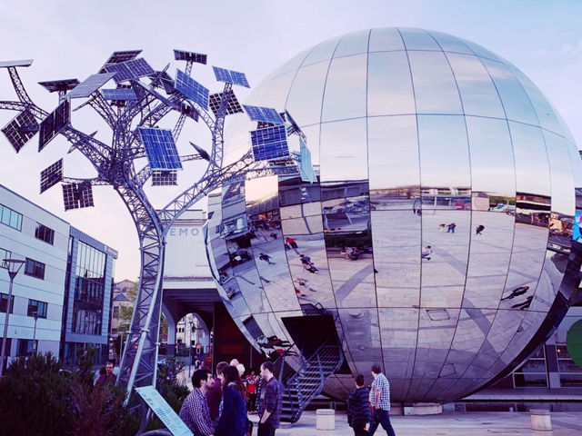 Bristol: A Day of History, Art, and Waterfront Charm 🌊🎨
