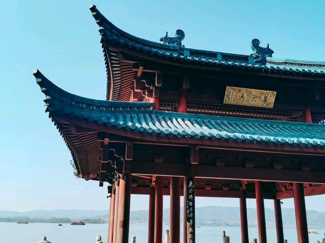 Hangzhou 10 Days Travel Guide - Walk around West Lake