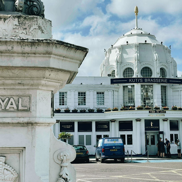 From City Streets to Sea Breezes: London to Southampton by Train