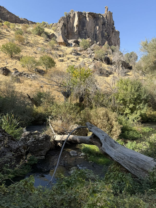 Unreal Serenity: Ihlara Valley’s Chill Half-Day Adventure 🌄🍃