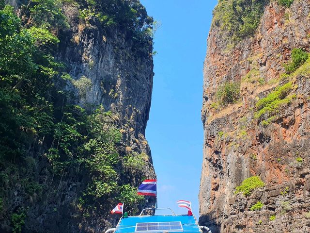 Бухта Ванг Лонг: тихий уголок на Пхи‑Пхи Дон Бухта Ванг Лонг: тихий уголок на Пхи‑Пхи Дон