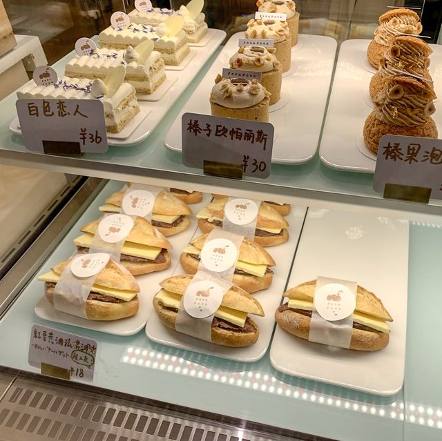 中国で日本風パンとケーキが食べられる可愛いお店「Poka Poka」
