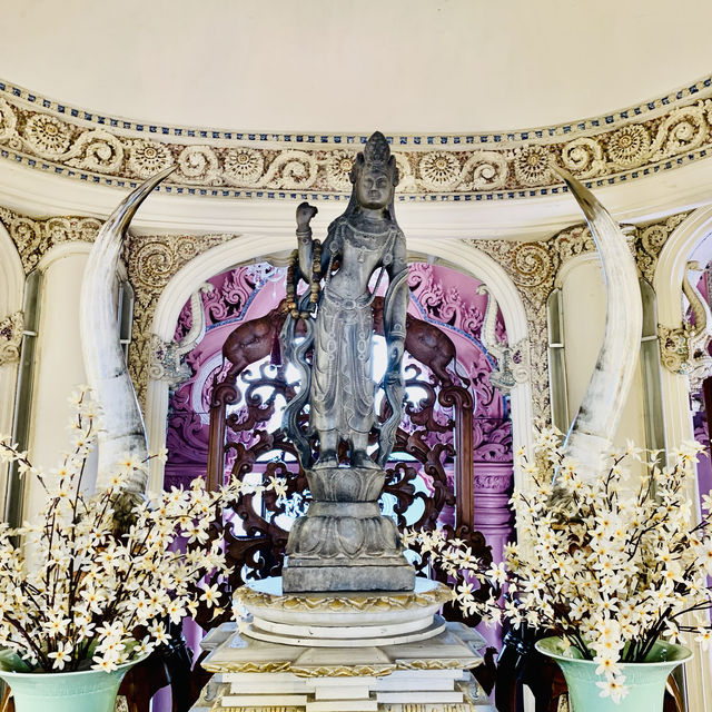 Bangkok Check-in | Must-visit Pink Palace 💗 The Erawan Museum