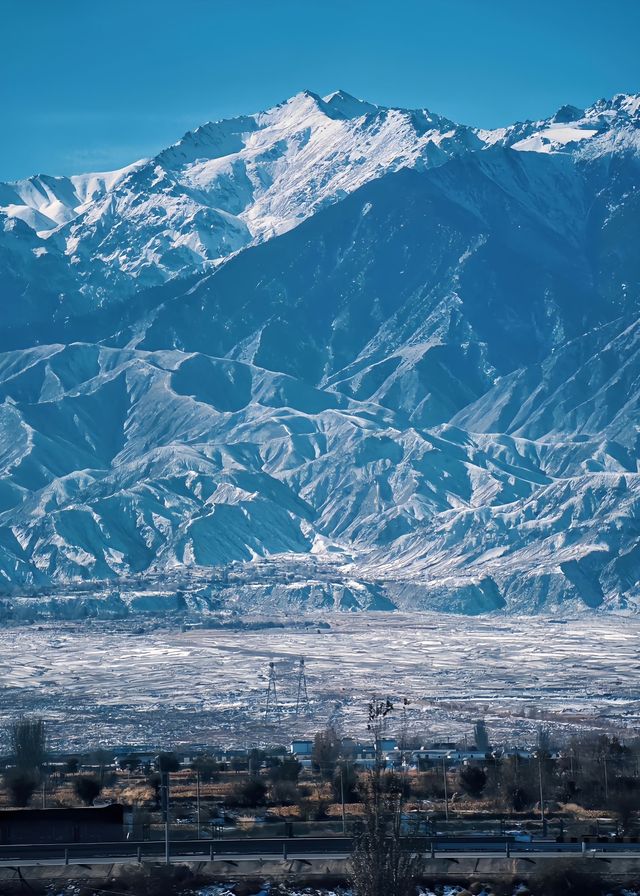 冬日祁連山之旅：探秘冰雪奇緣